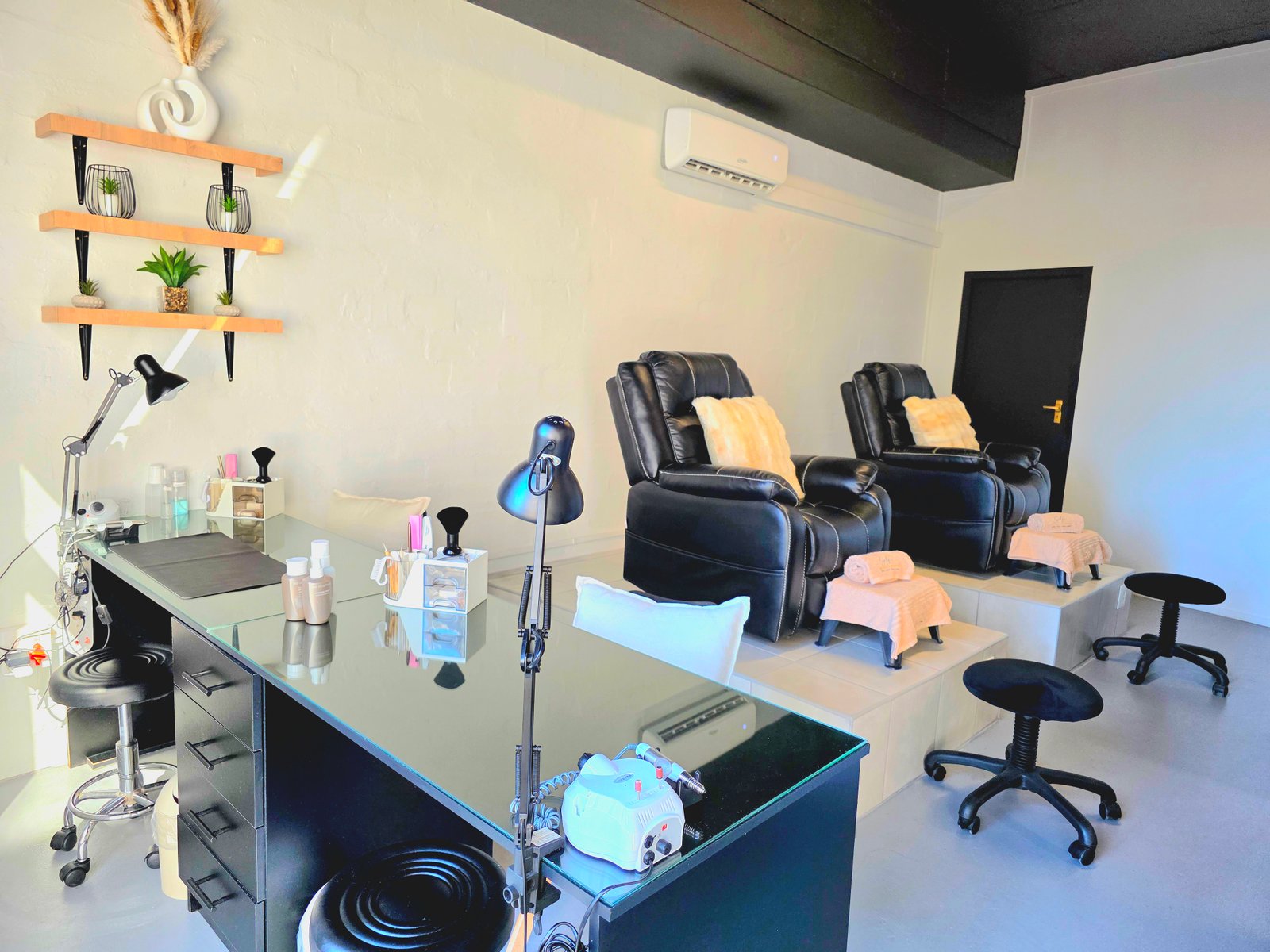 Nail and pedicure room